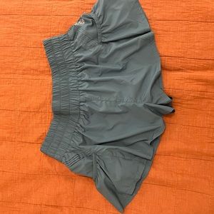 NWOT FREE PEOPLE- Get Your flirt on shorts